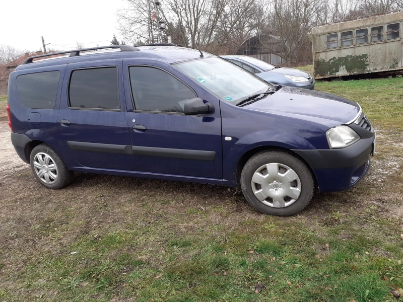 Dacia Logan 1.6 газ-бензин, снимка 3 - Автомобили и джипове - 48124909