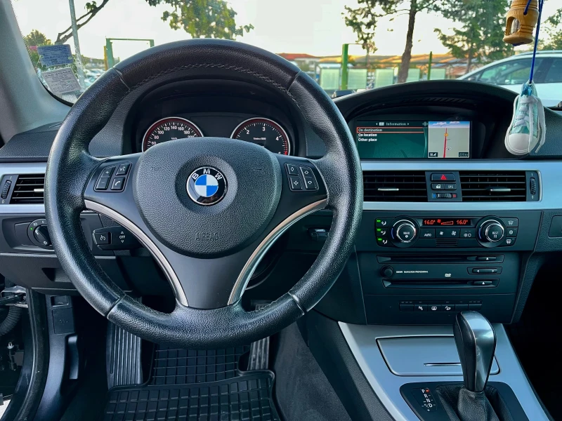 BMW 330 330xd Navi Black Sapphire , снимка 7 - Автомобили и джипове - 48362372