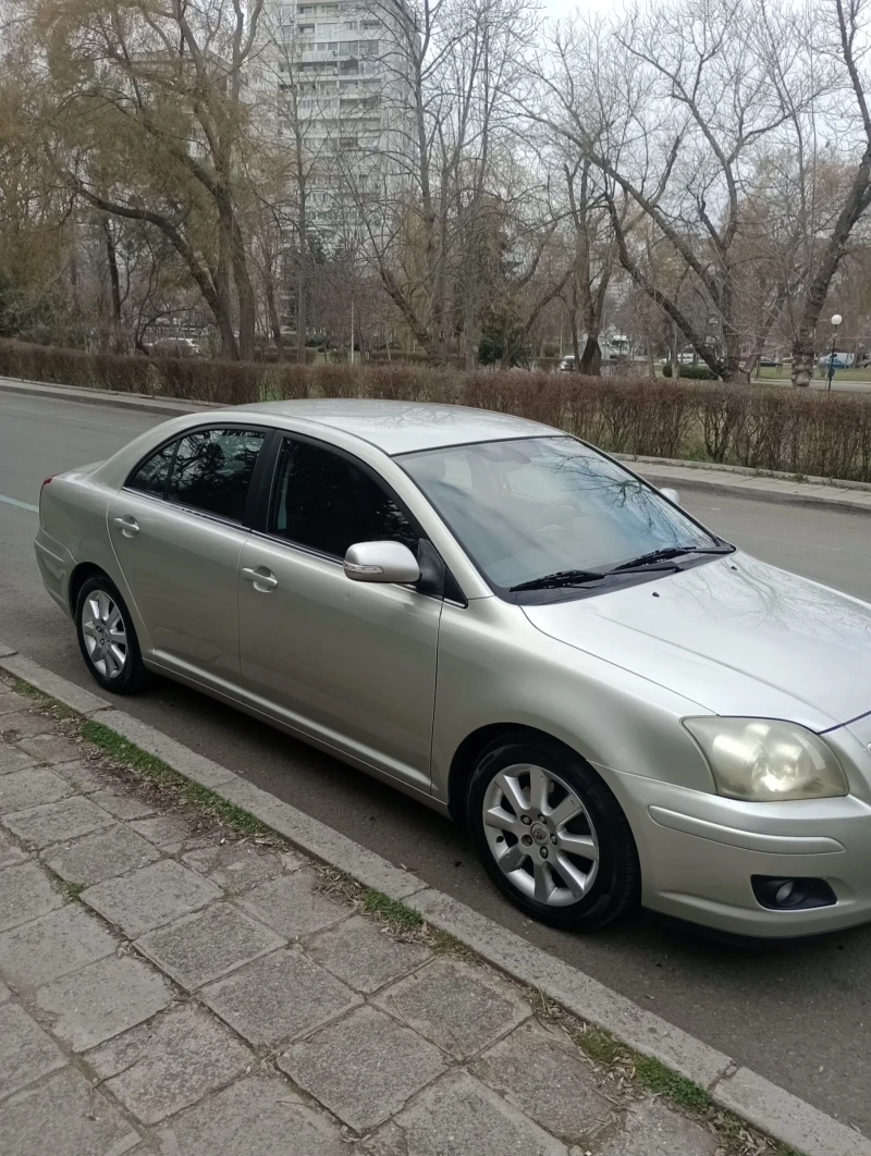 Toyota Avensis, снимка 8 - Автомобили и джипове - 49024723