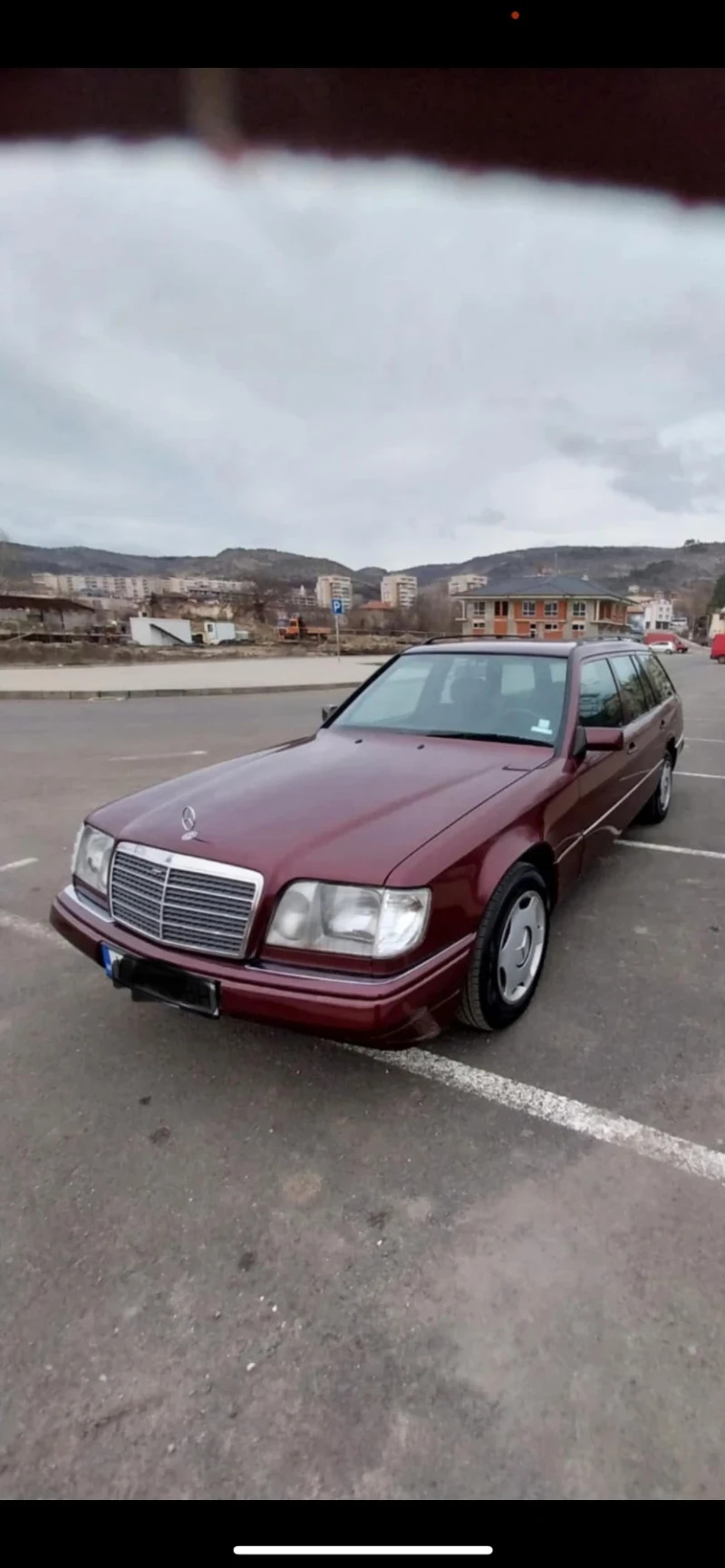 Mercedes-Benz 124 E220Т, снимка 3 - Автомобили и джипове - 49557153