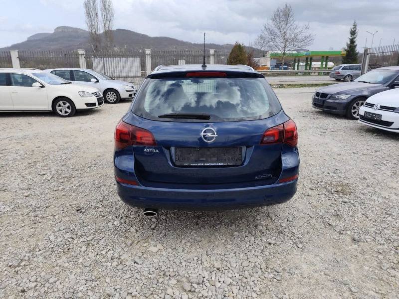 Opel Astra 1.7 дизел, снимка 6 - Автомобили и джипове - 49544967