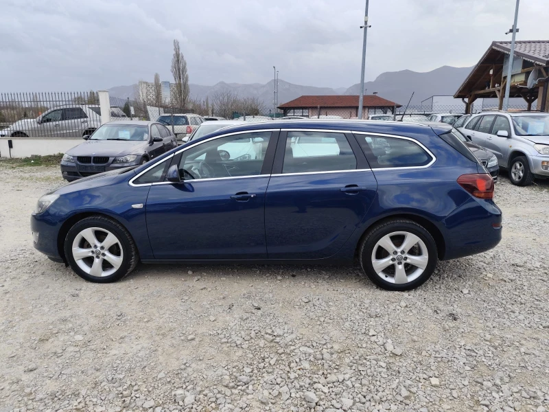 Opel Astra 1.7 дизел, снимка 9 - Автомобили и джипове - 49544967