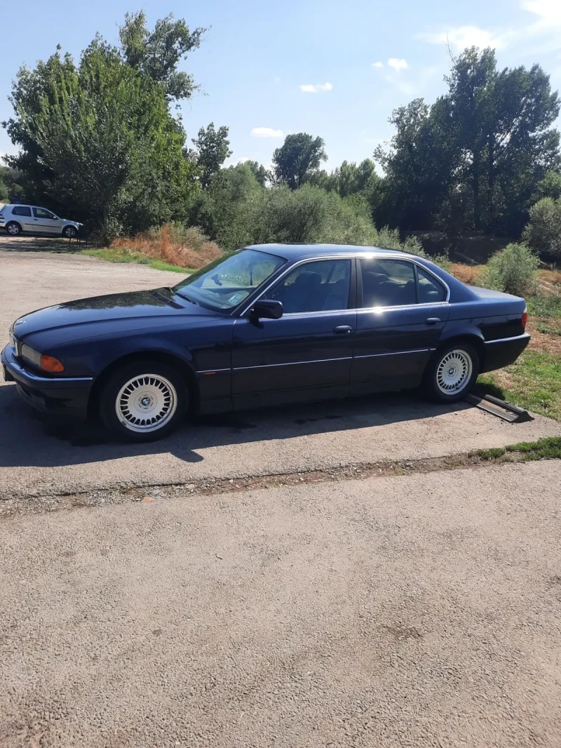 BMW 730 730 l V8, снимка 2 - Автомобили и джипове - 49601242