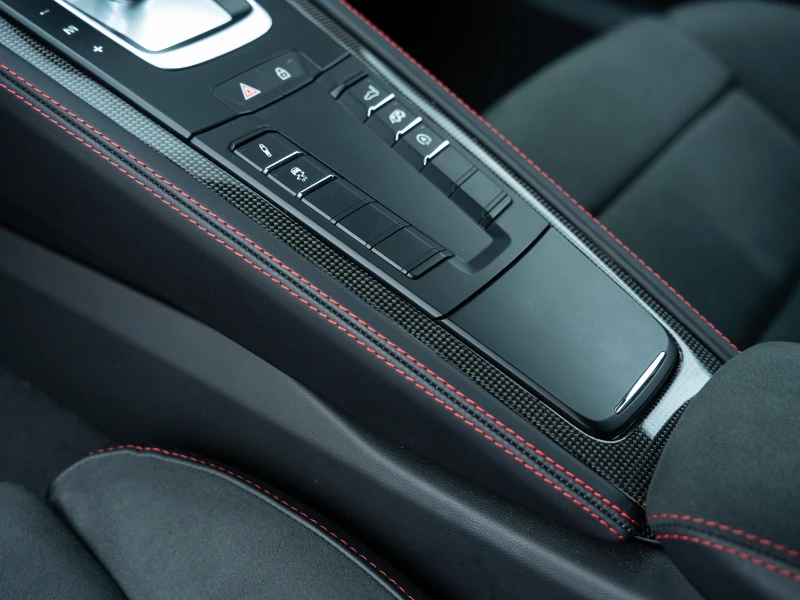 Porsche Cayman 718 Cayman GTS 4.0 (982), снимка 16 - Автомобили и джипове - 52170277