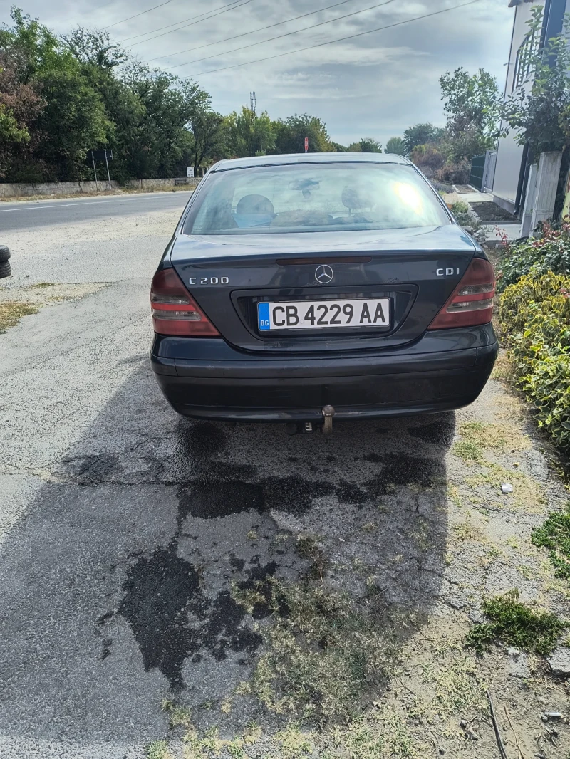 Mercedes-Benz C 200, снимка 3 - Автомобили и джипове - 52297007