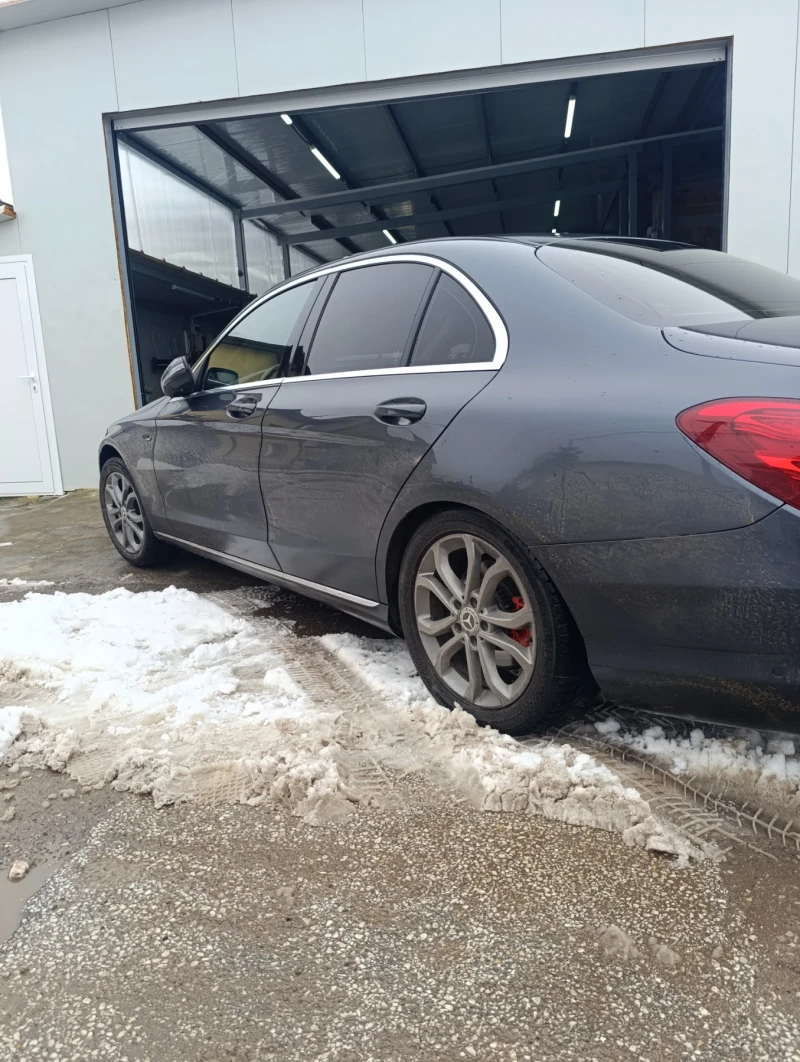 Mercedes-Benz C 220, снимка 2 - Автомобили и джипове - 53191815