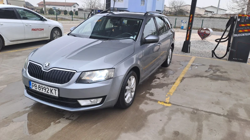 Skoda Octavia, снимка 5 - Автомобили и джипове - 53202201