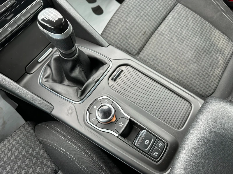 Renault Talisman, снимка 11 - Автомобили и джипове - 53286178