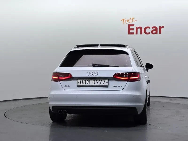 Audi A3 2.0 TDI, снимка 4 - Автомобили и джипове - 55006373