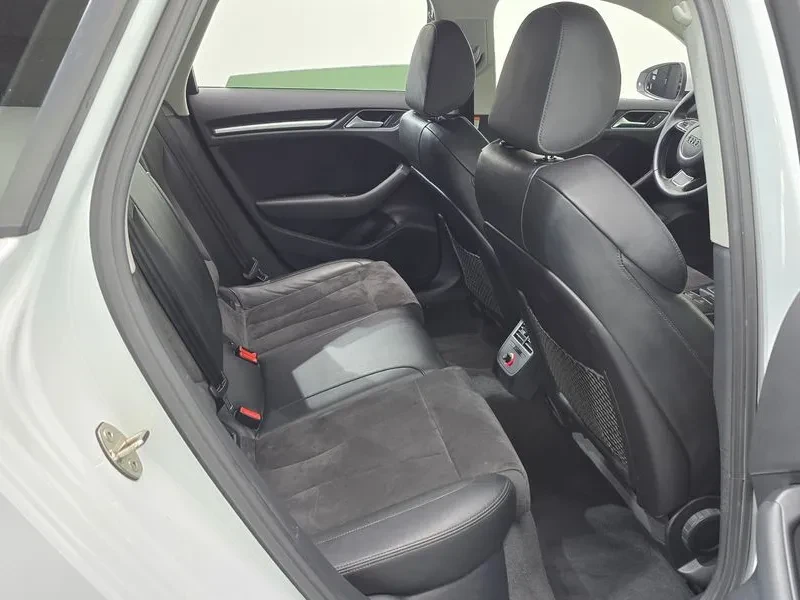 Audi A3 2.0 TDI, снимка 17 - Автомобили и джипове - 55006373