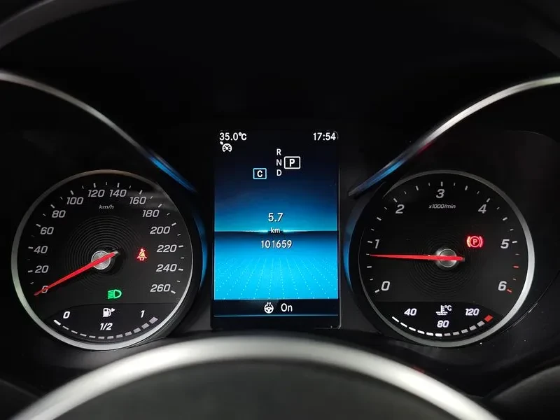 Mercedes-Benz C 220 - САМО 30% АВАНС, снимка 8 - Автомобили и джипове - 55570018