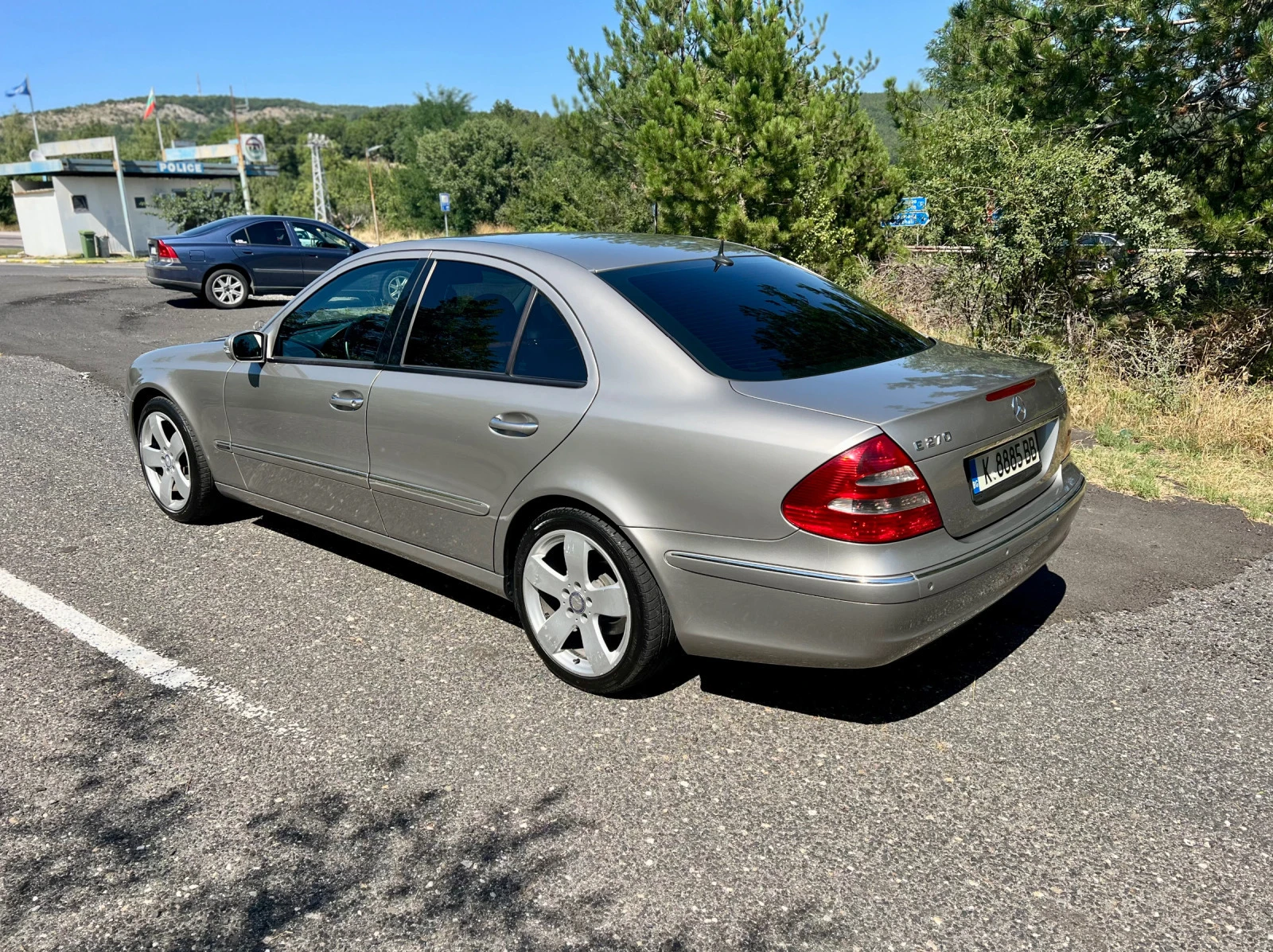 Mercedes-Benz E 270  - изображение 3