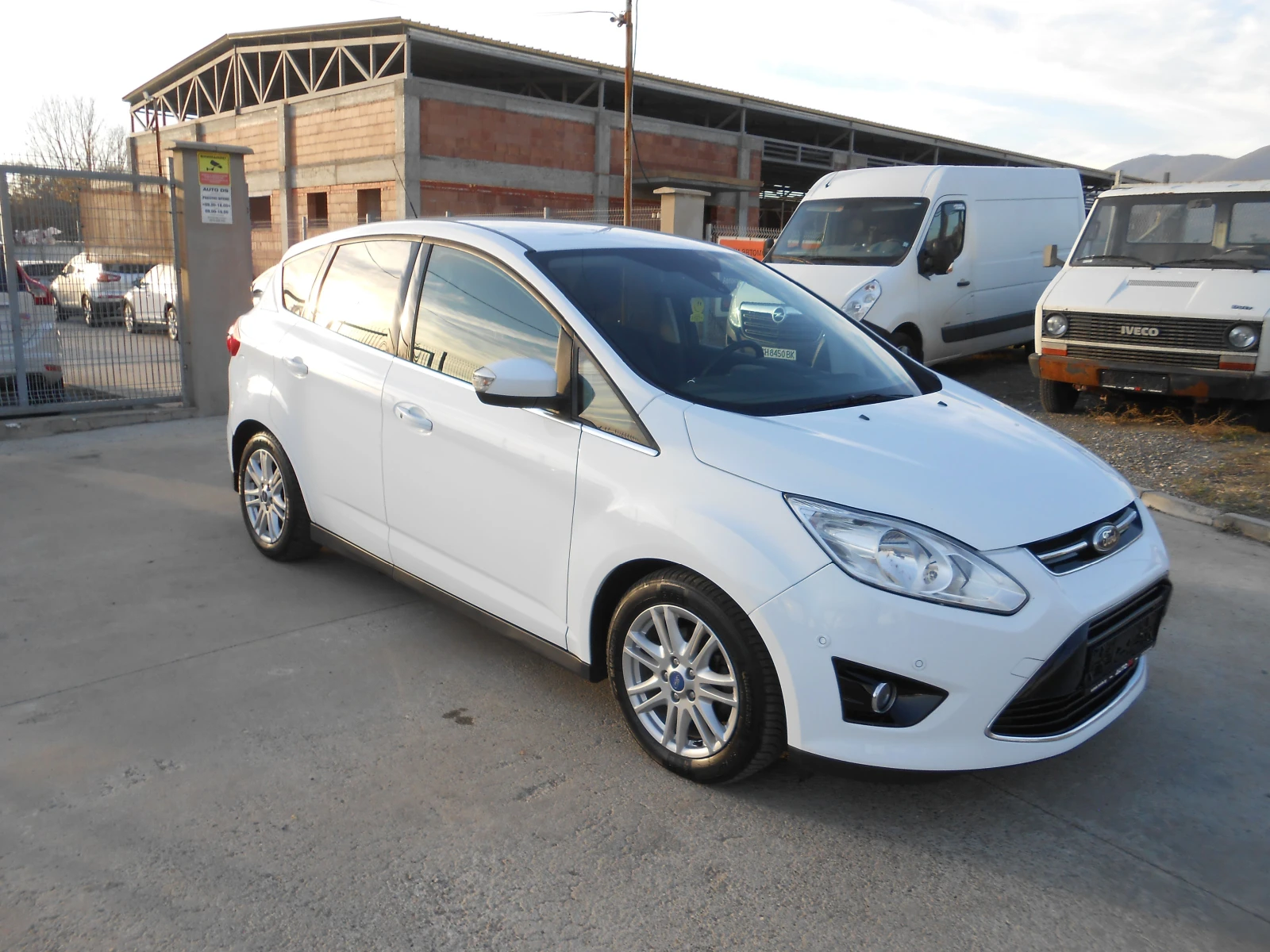 Ford C-max 1.6d-Navi-Kamera-Euro-5B - изображение 3