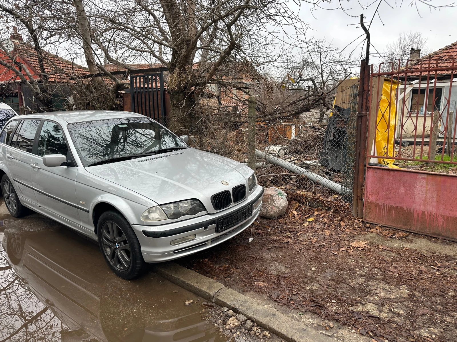 BMW 318  - изображение 2