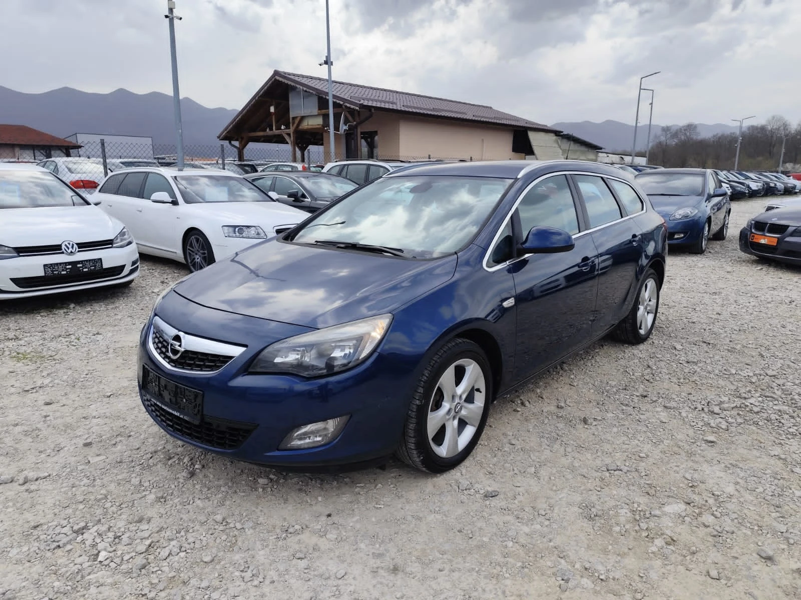 Opel Astra 1.4 бензин - изображение 2
