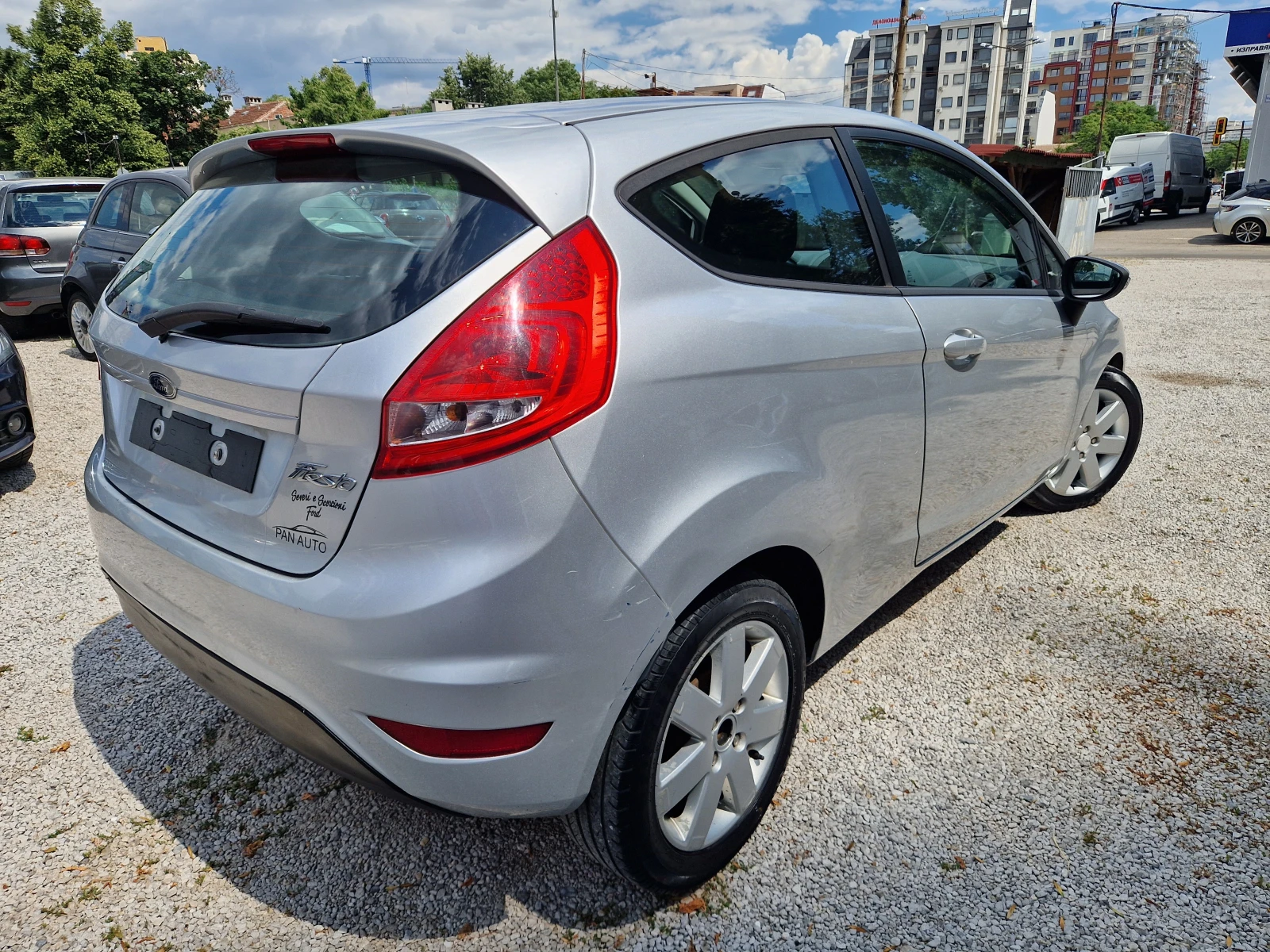 Ford Fiesta 1.4i/газов инжекцион - изображение 5