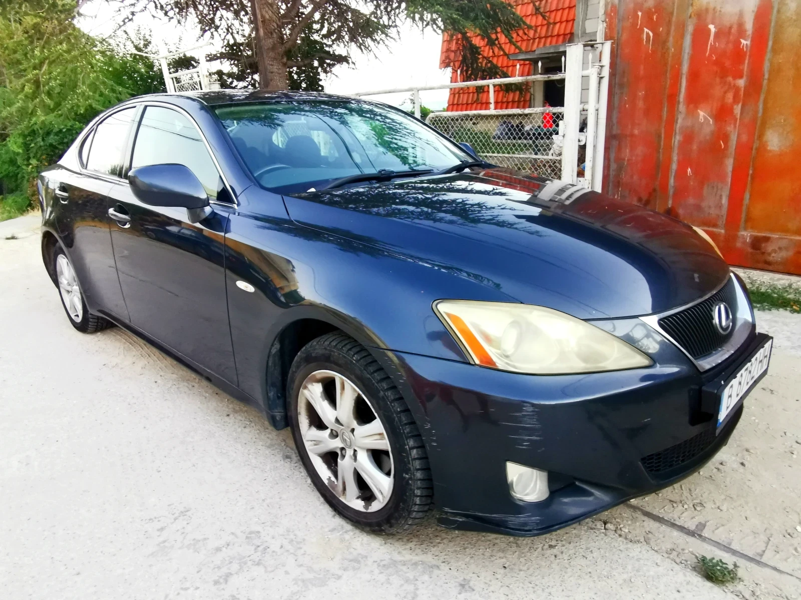 Lexus IS 200  - изображение 3