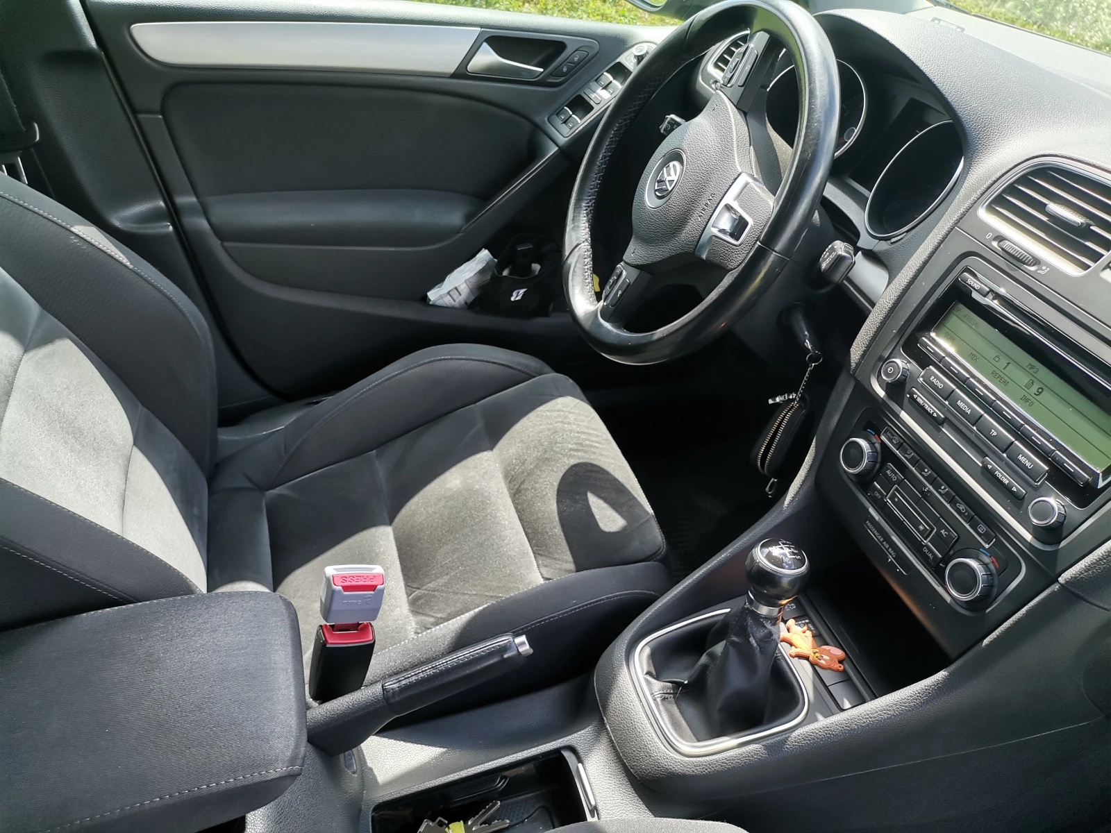 VW Golf 1.6 - изображение 9