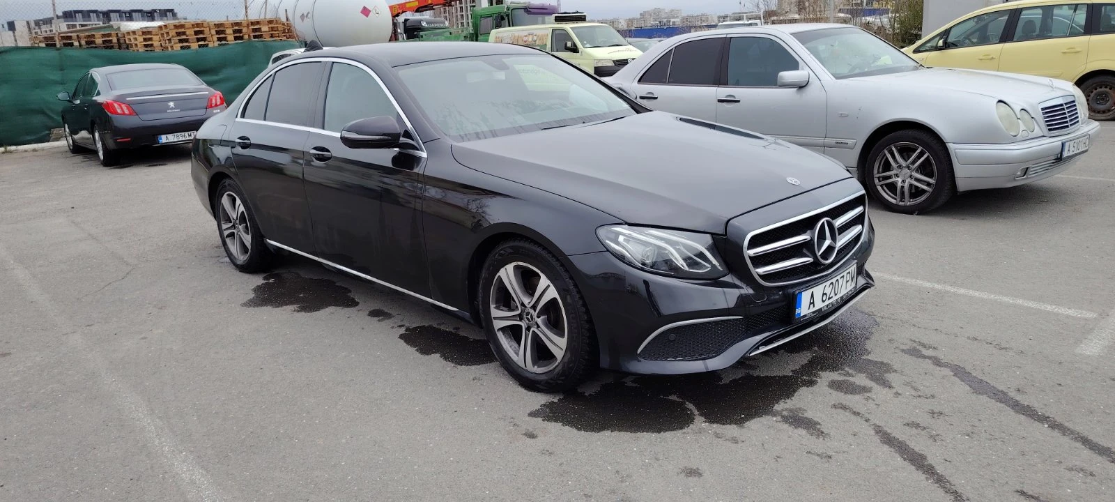 Mercedes-Benz E 220  - изображение 4