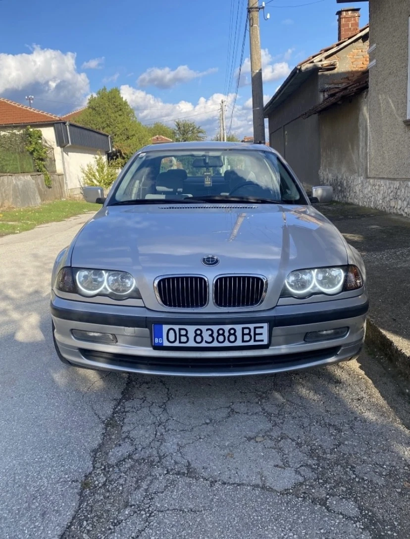 BMW 330