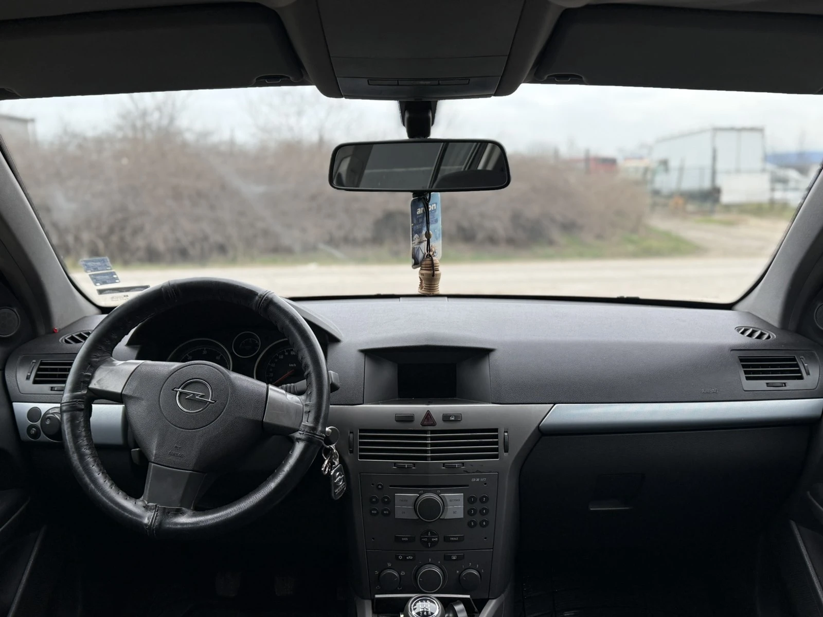 Opel Astra 1.7 CDTI, снимка 5 - Автомобили и джипове - 54058510