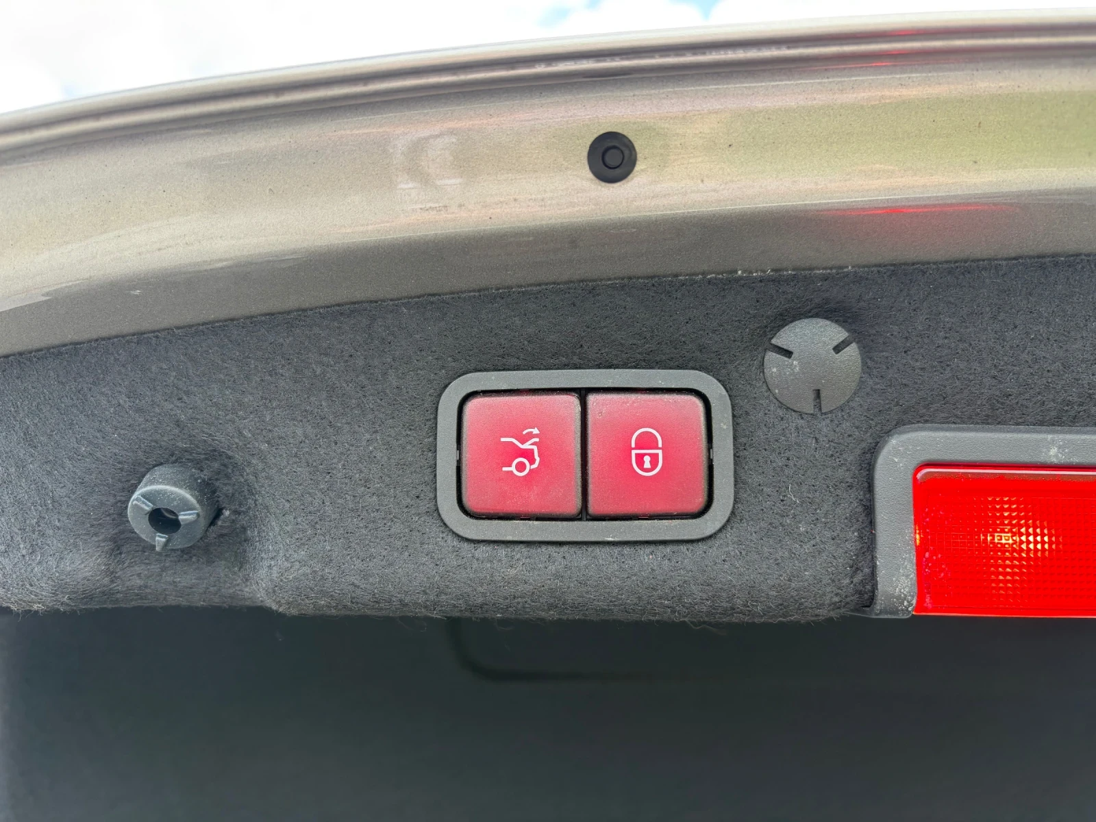 Mercedes-Benz C 300 AMG Line / 360  Camera / Digital  | Mobile.bg � ����������� 11