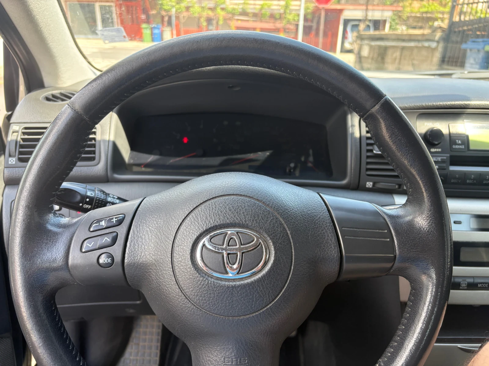 Toyota Corolla, снимка 8 - Автомобили и джипове - 54365776