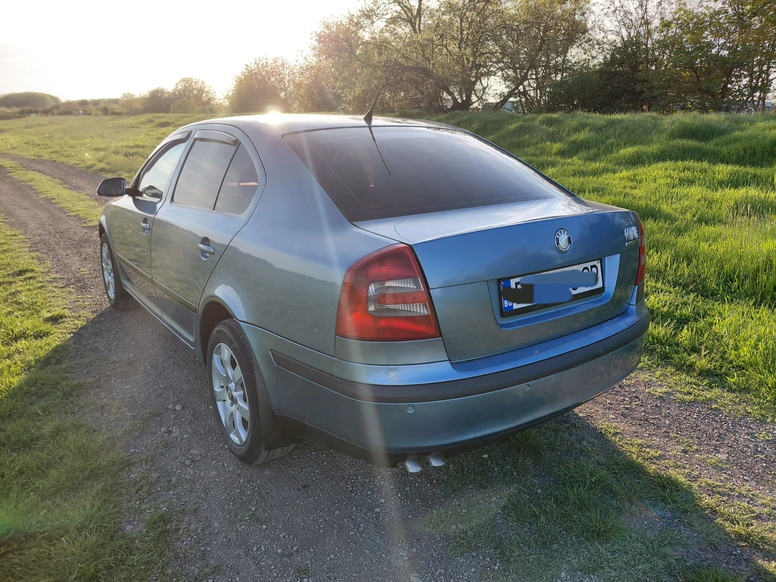 Skoda Octavia 1.9 TDI, снимка 3 - Автомобили и джипове - 54417295
