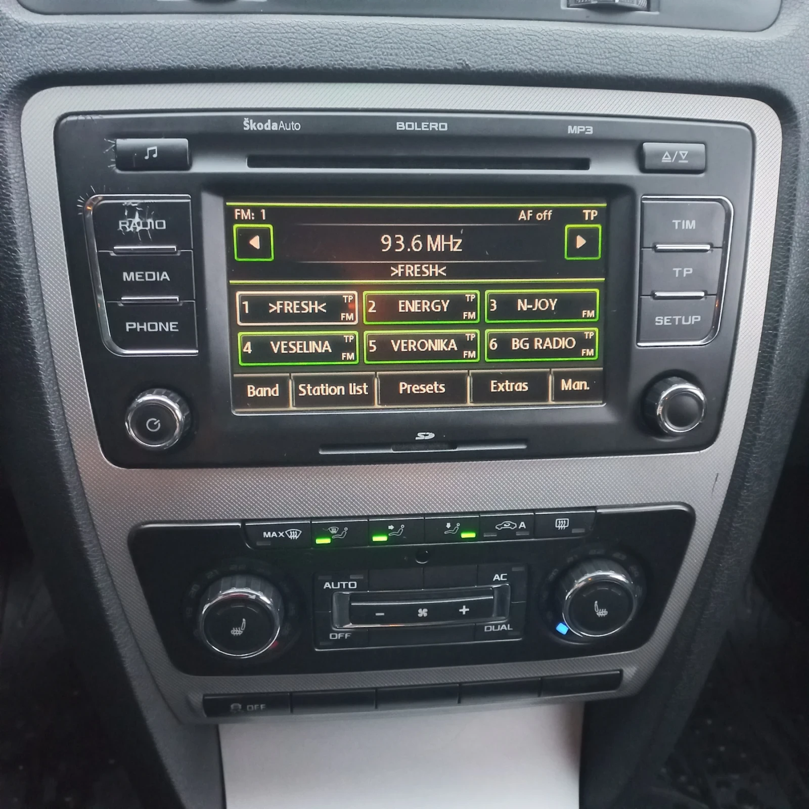 Skoda Octavia 1.9 TDI, снимка 2 - Автомобили и джипове - 54417295