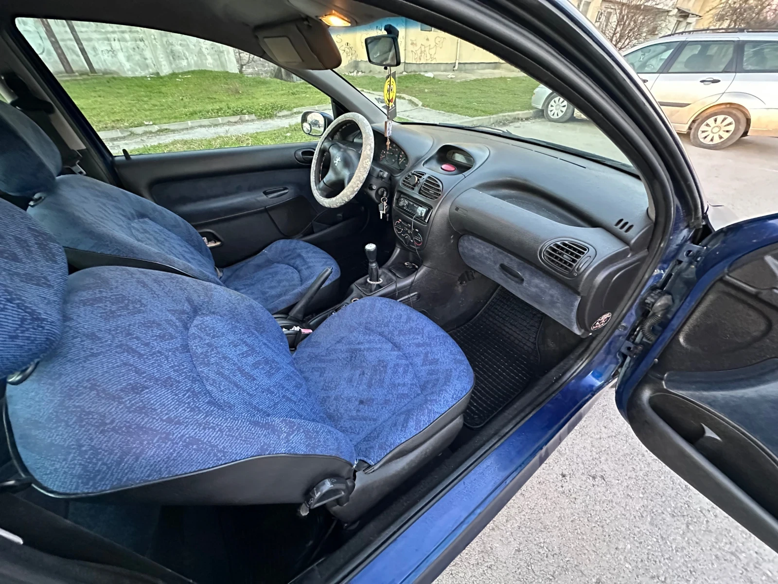 Peugeot 206, снимка 9 - Автомобили и джипове - 54490202