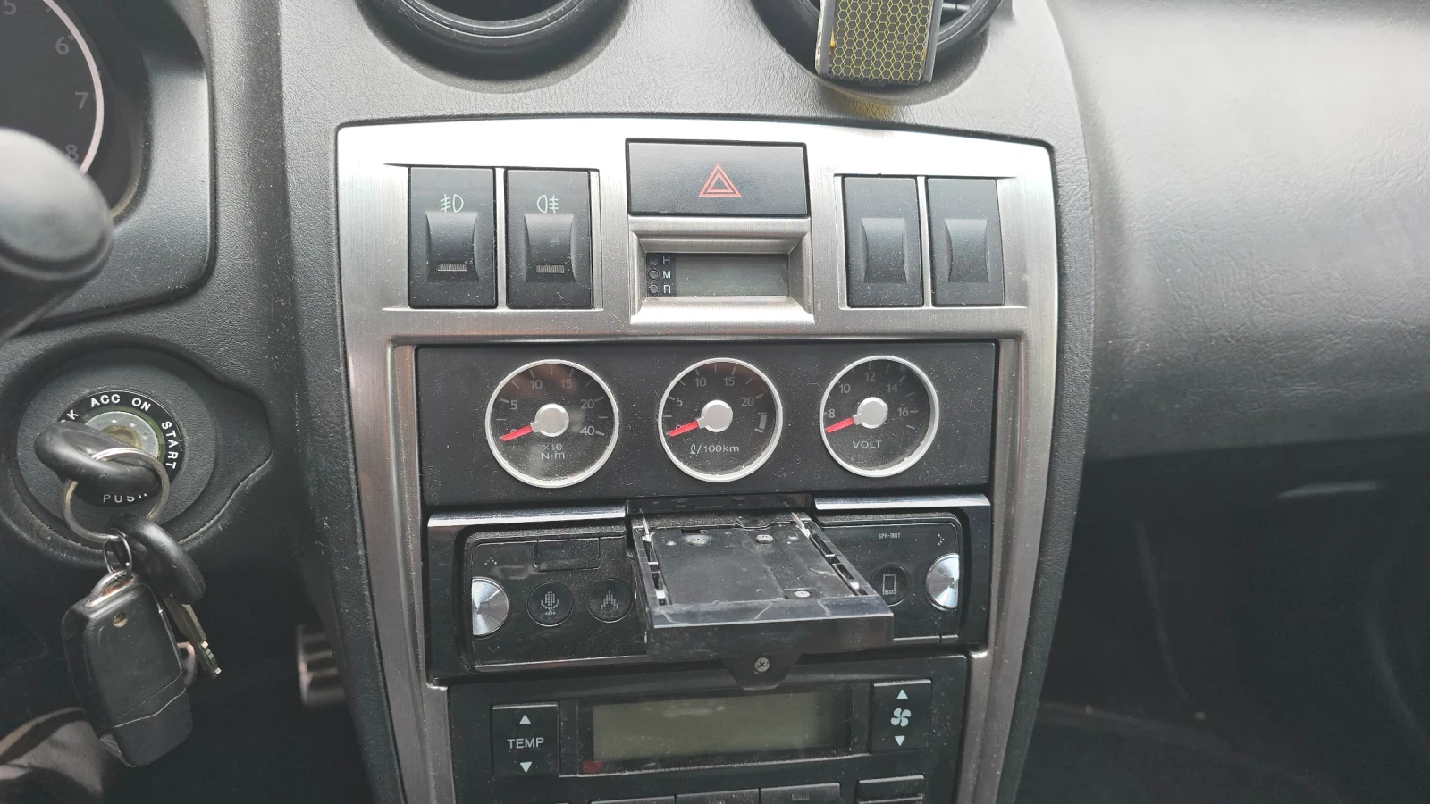 Hyundai Coupe 2.7, снимка 9 - Автомобили и джипове - 54608652