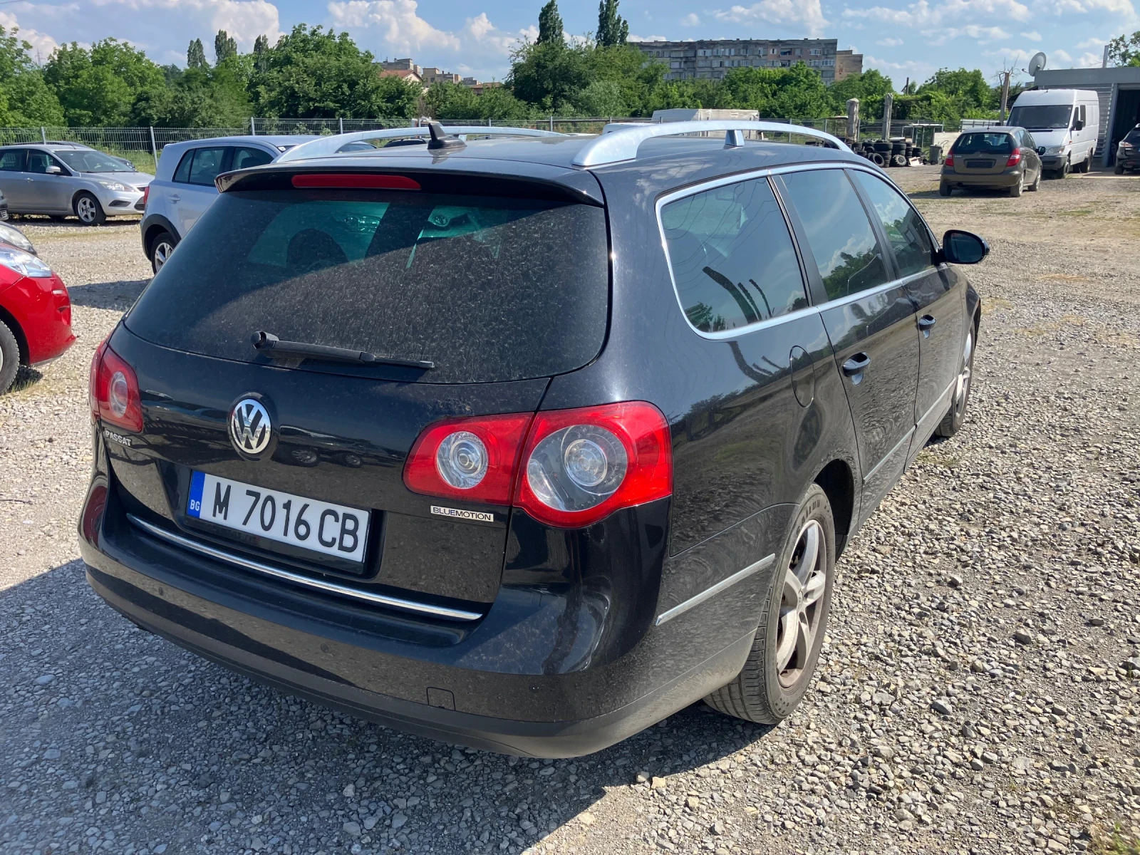 VW Passat 1.9 TDI, снимка 4 - Автомобили и джипове - 54740255
