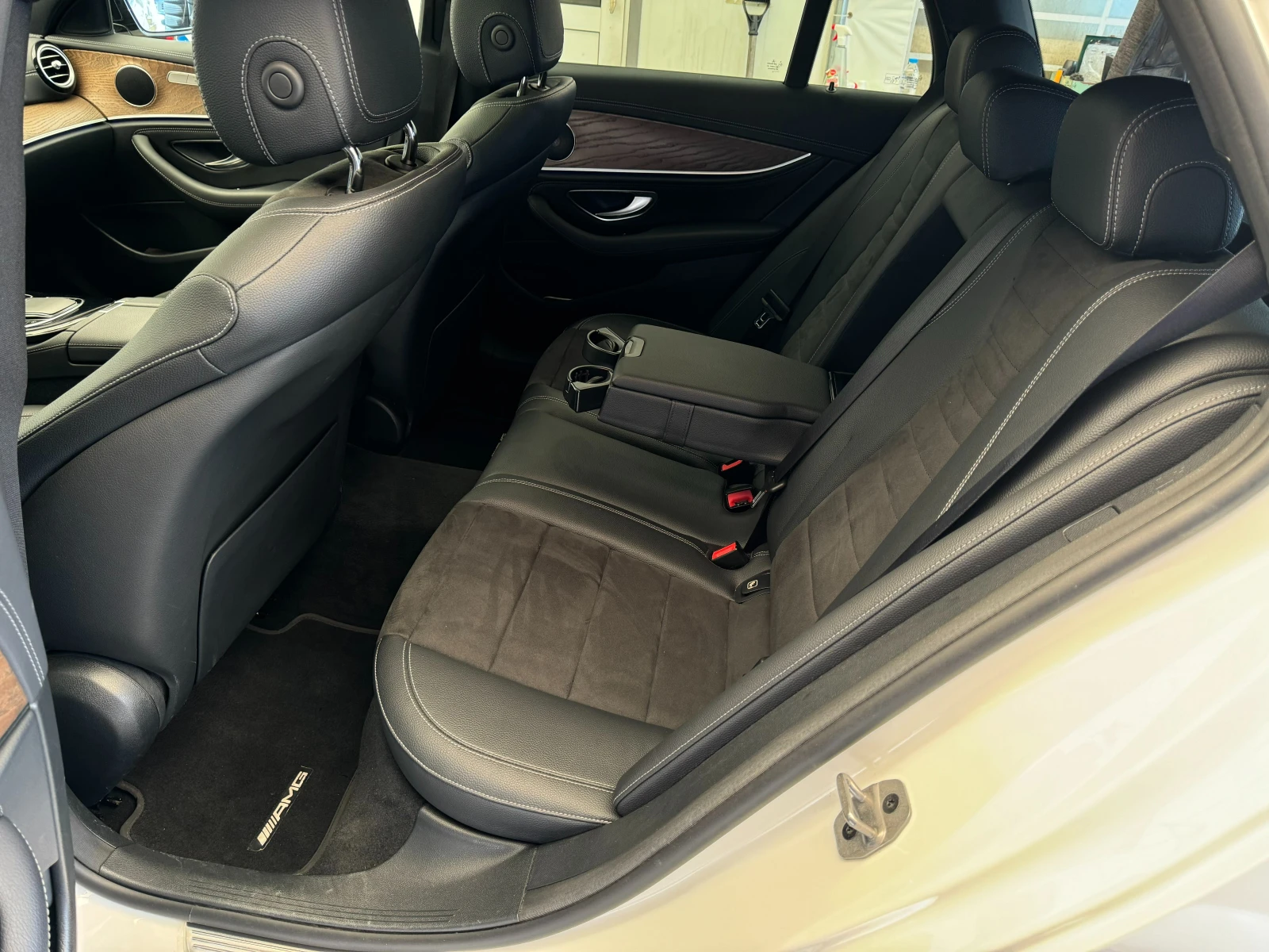 Mercedes-Benz E 220 AMG* �������� ������ � ����� ������� � �������� | Mobile.bg � ����������� 10