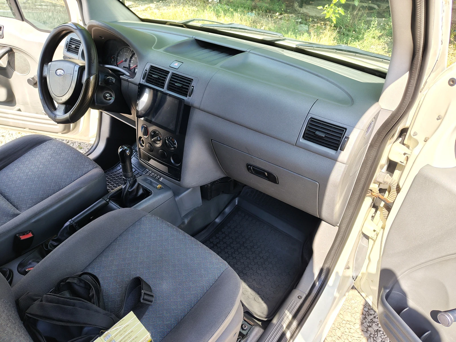 Ford Connect, снимка 4 - Автомобили и джипове - 55217390