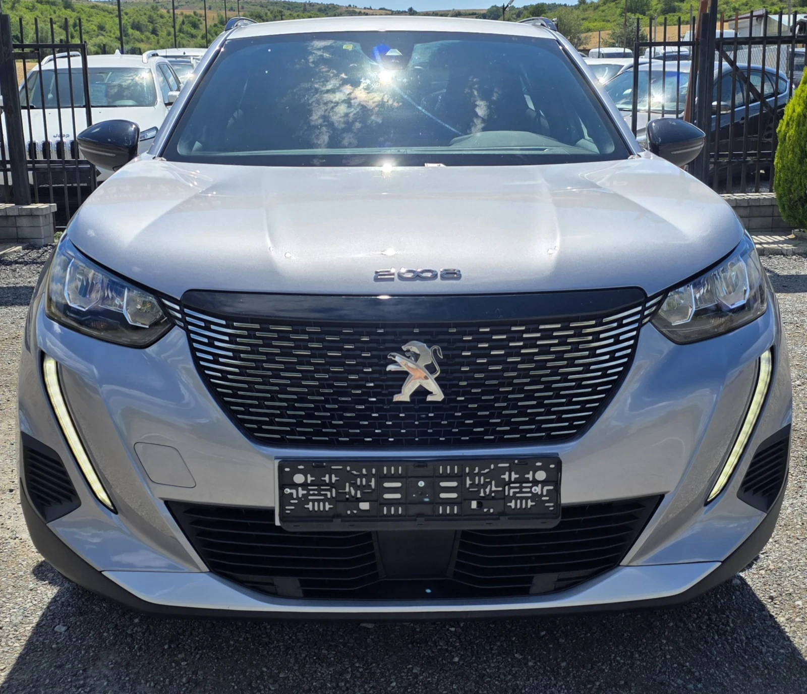 Peugeot 2008 1.5 HDI-ALLURE-AUTOMAT-NAVI-130hp
