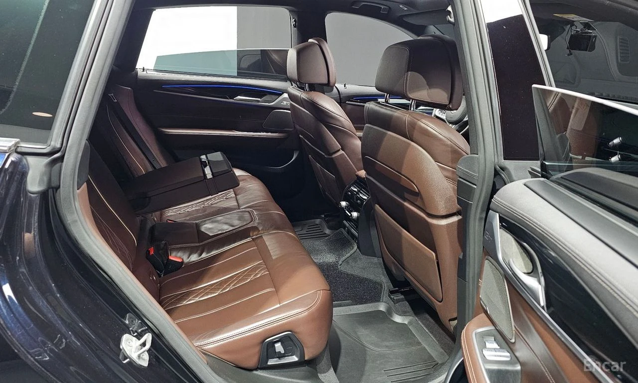 BMW 6 GT 630* M* SPORT* XDRIVE* ОБДУХВАНЕ* ДИСТРОНИК* ХЕДЪП, снимка 15 - Автомобили и джипове - 55576180