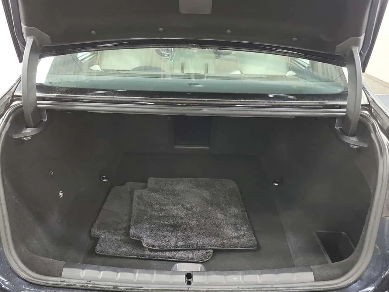 BMW i7 * XDRIVE60 * CARFAX * ЦЕНА ДО БГ, снимка 15 - Автомобили и джипове - 55629327