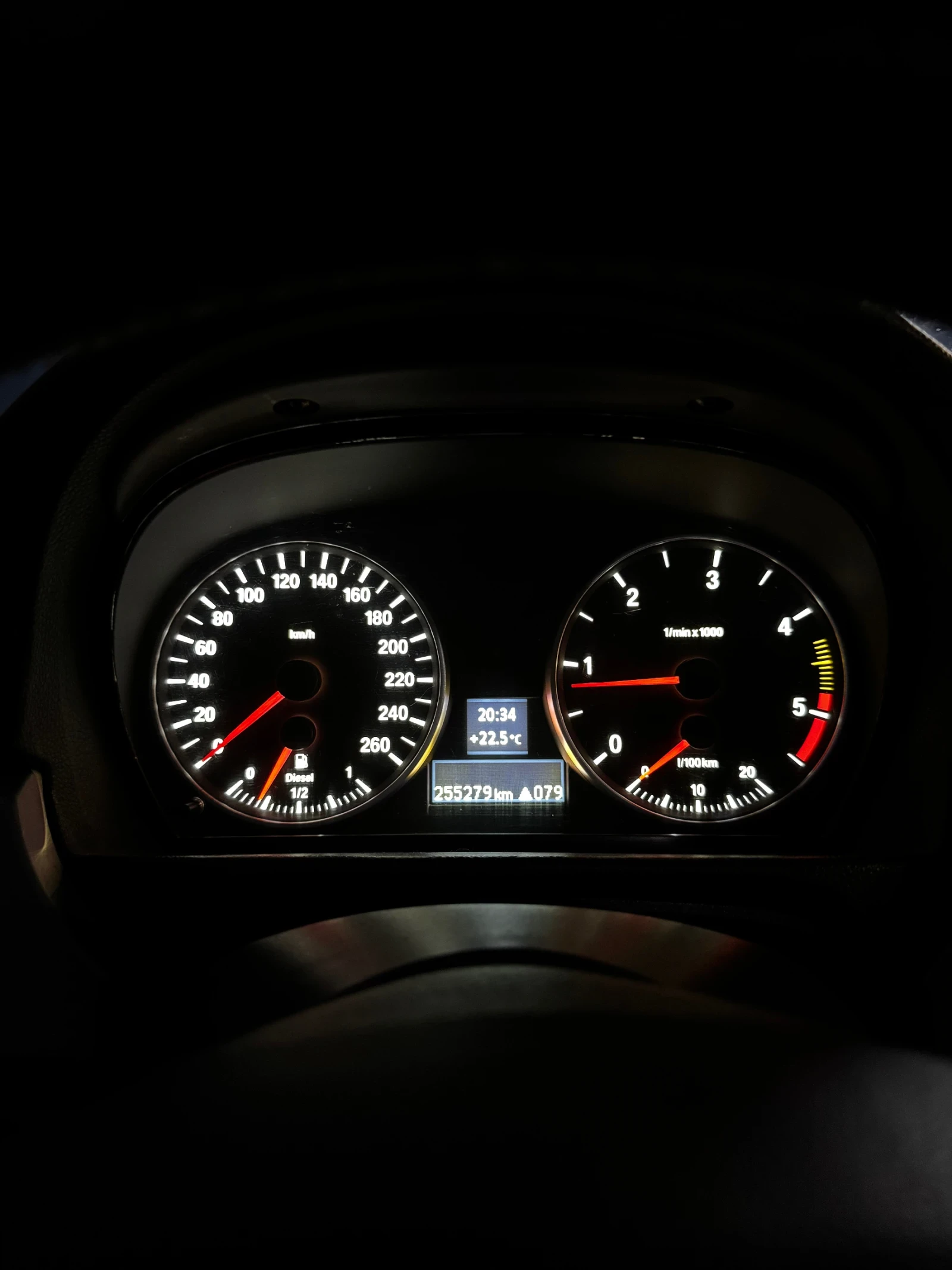 BMW 320, снимка 9 - Автомобили и джипове - 55839951