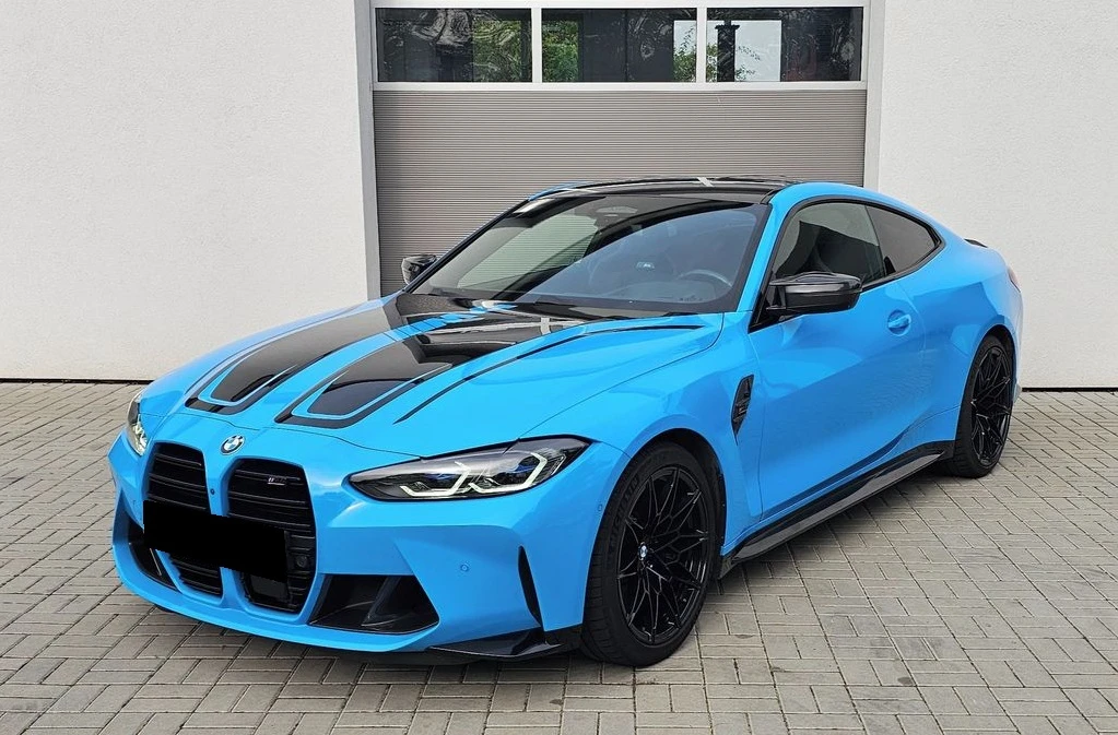 BMW M4 Competition xDrive Carbon Package