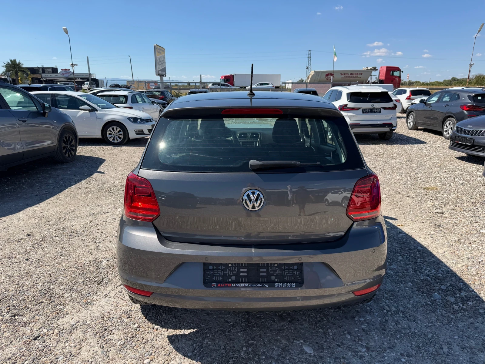VW Polo 1.0 MPI(КАТО НОВА), снимка 5 - Автомобили и джипове - 56065798