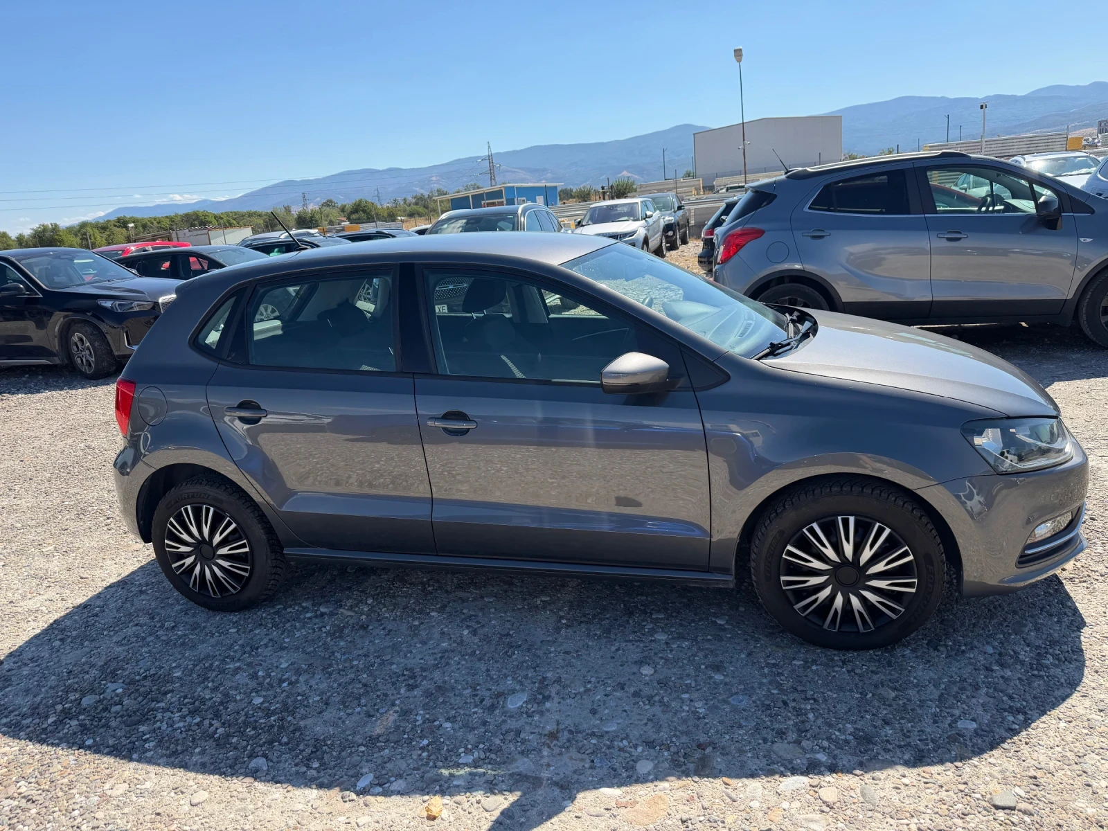 VW Polo 1.0 MPI(КАТО НОВА), снимка 4 - Автомобили и джипове - 56065798