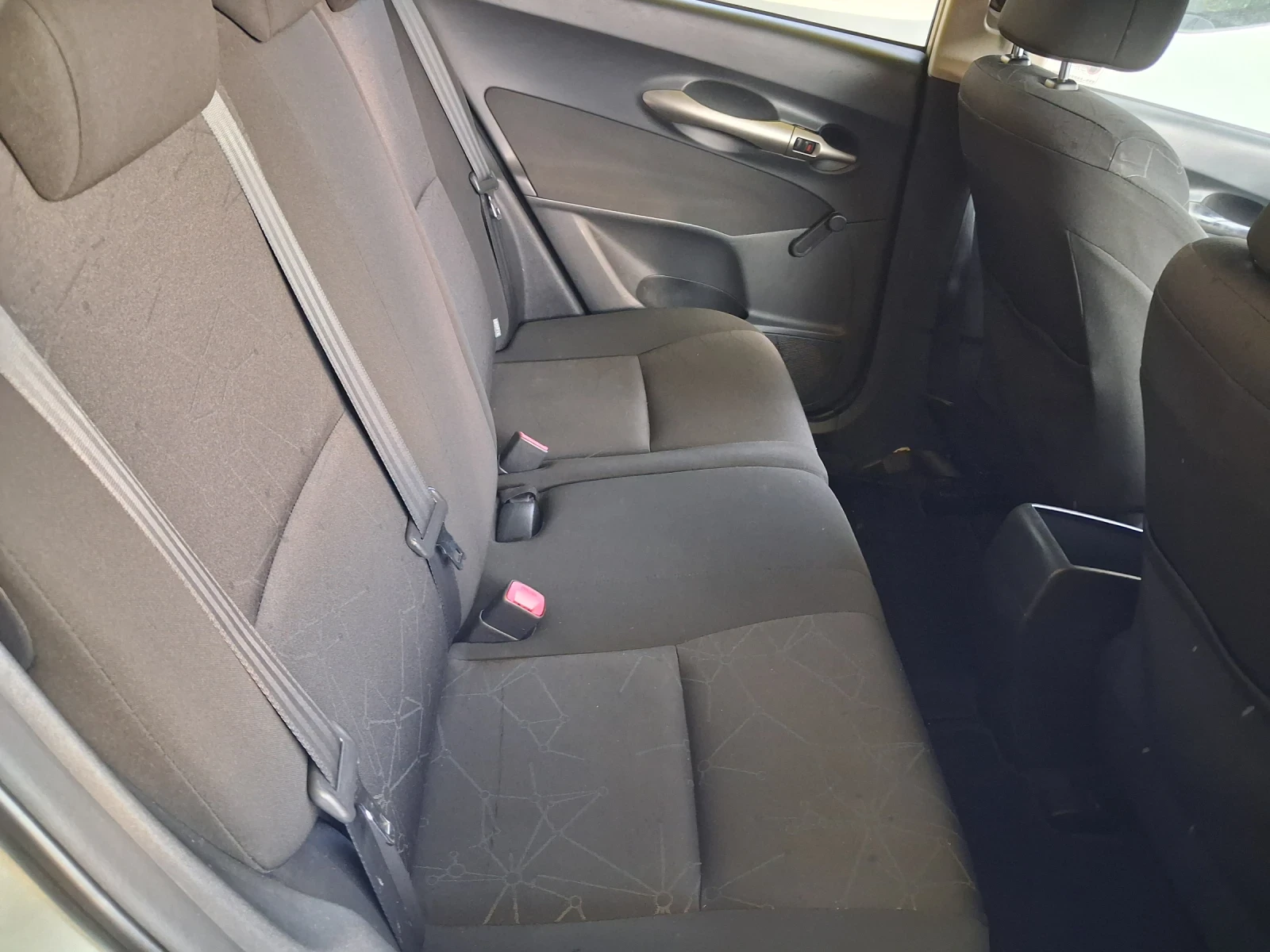 Toyota Auris | Mobile.bg � ����������� 12