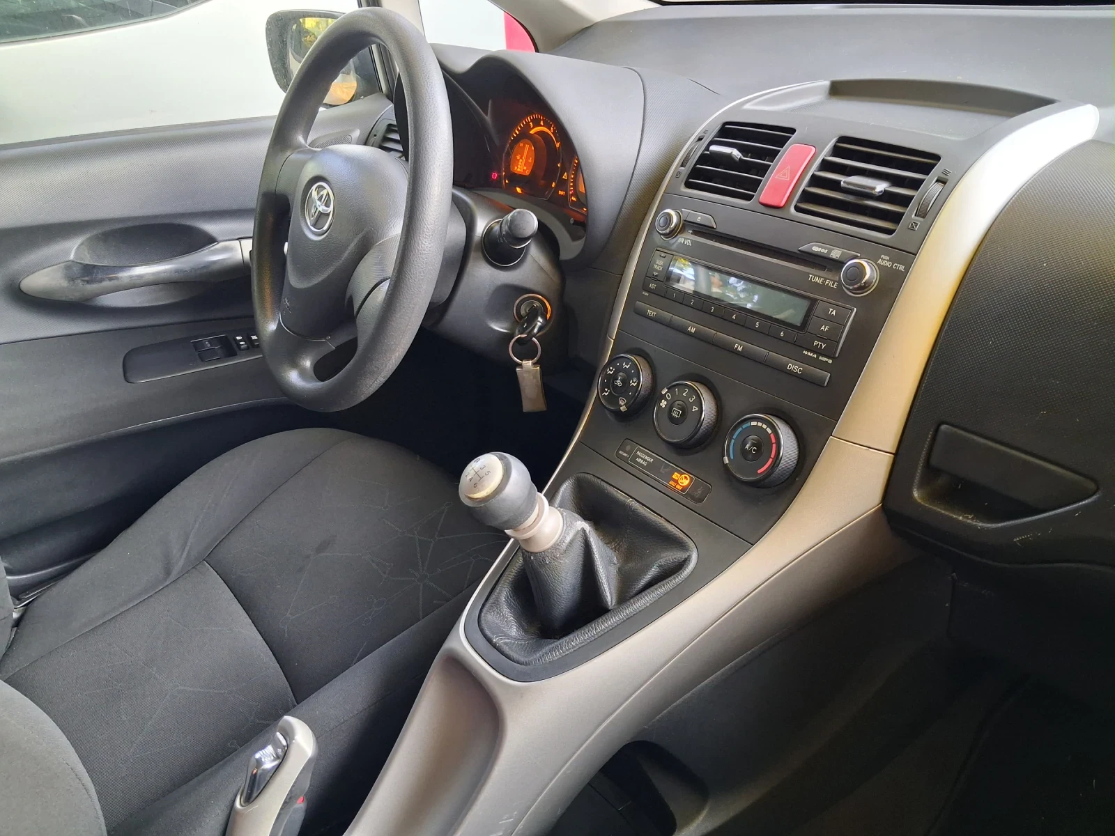Toyota Auris | Mobile.bg � ����������� 9