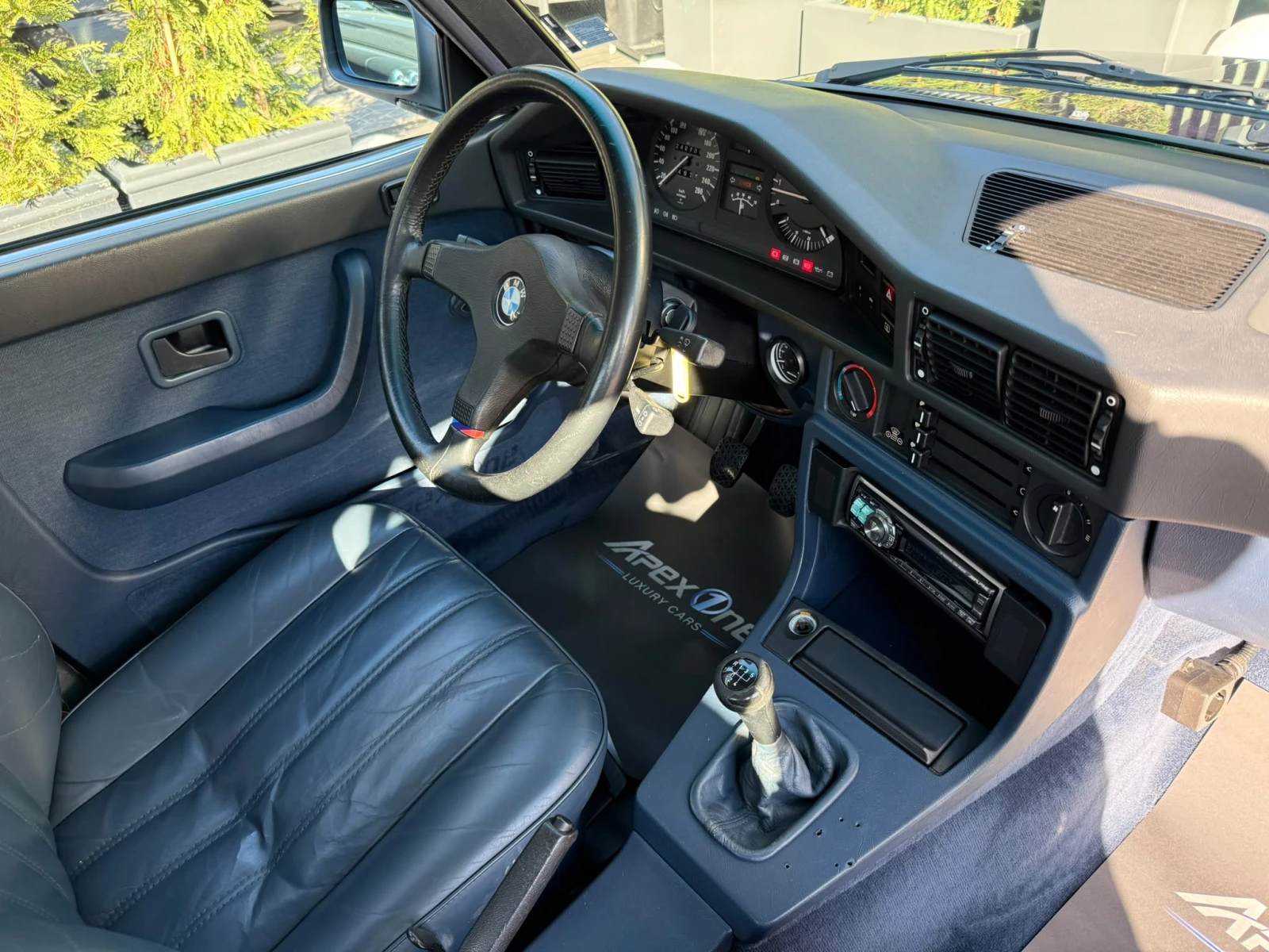BMW 535 E28/BBS/HEATED SEATS, снимка 16 - Автомобили и джипове - 56375302