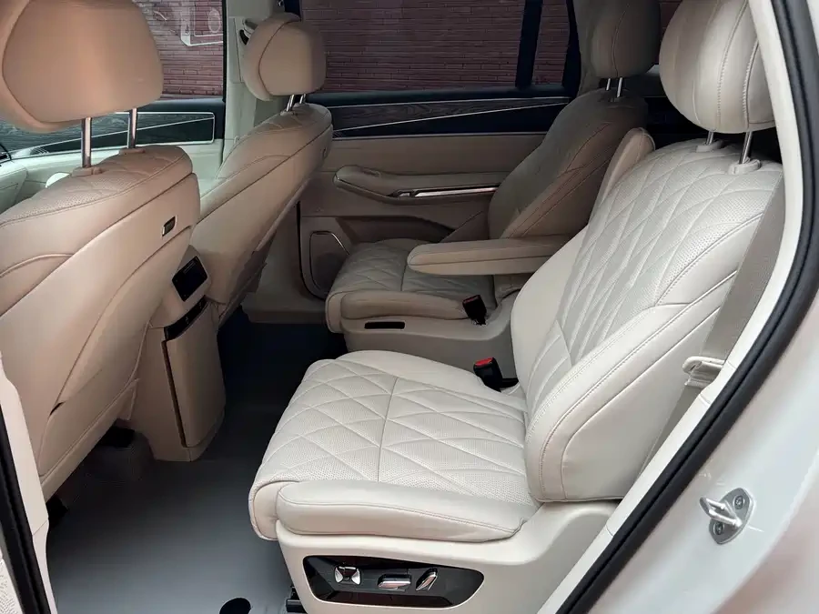 BYD Tang Datang AWD 130.15kWh Flagship Edition | Mobile.bg � ����������� 10