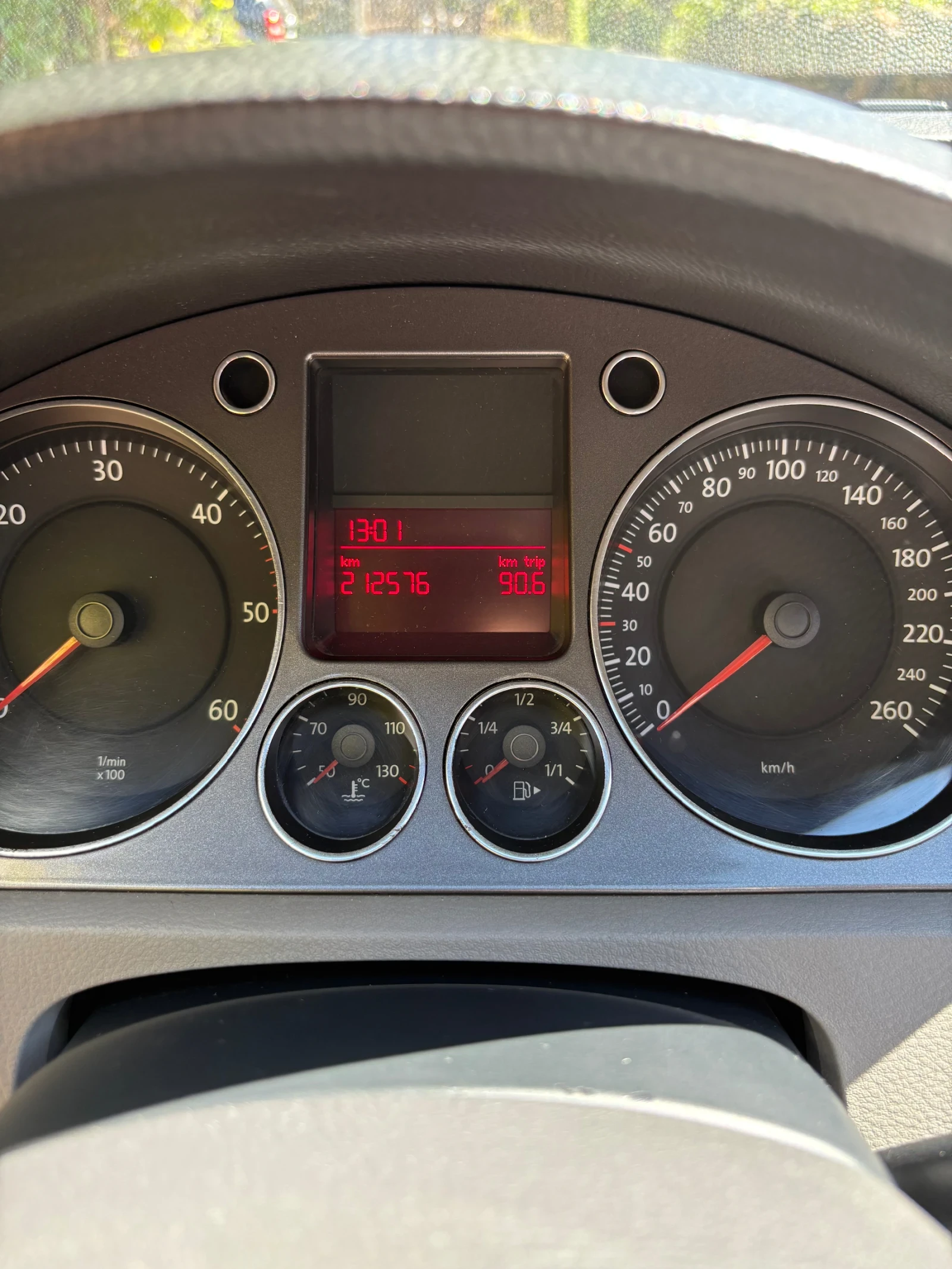 VW Passat, снимка 5 - Автомобили и джипове - 56552065