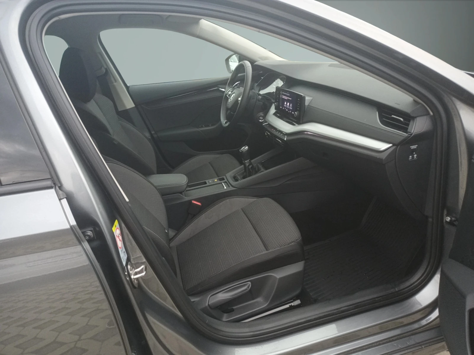 Skoda Octavia 2.0 TDI/6MT, снимка 14 - Автомобили и джипове - 56710535