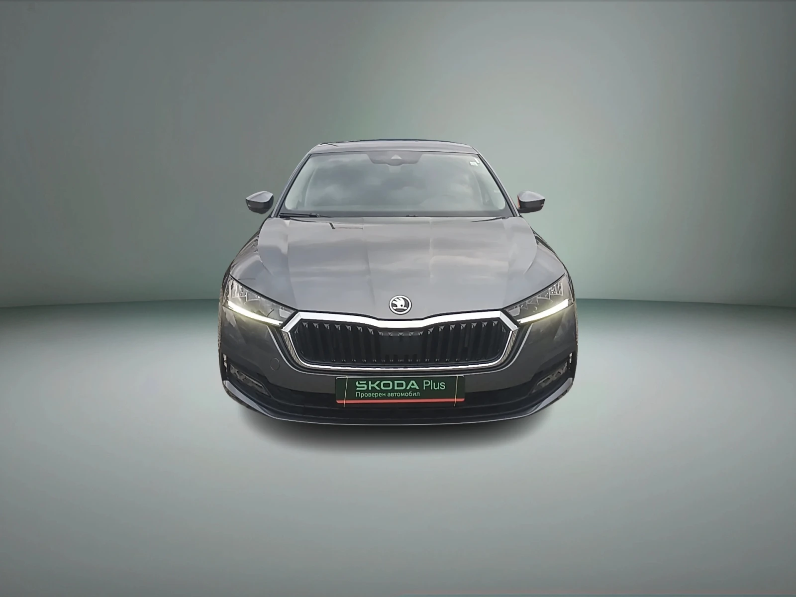Skoda Octavia 2.0 TDI/6MT, снимка 8 - Автомобили и джипове - 56710535