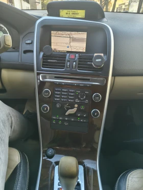 Volvo XC60 D5 AWD, снимка 13