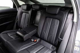 Audi Q8 50 E-TRON/ S-LINE/ QUATTRO/ SPORTBACK/ 360/ MATRIX, снимка 17